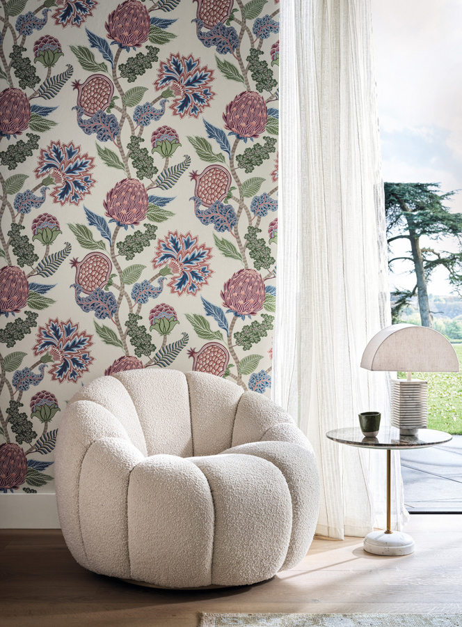 Osborne & Little Tapete Cynara Floral in Raspberry und Cobalt aus Vlies - Bild 2