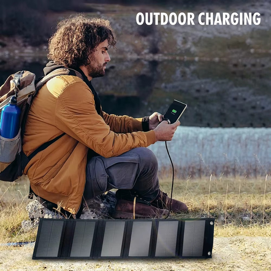 SOECOPO Tragbare 6-fach Camping-Powerbank mit Solarpanel-Tasche und Dual-Interface-Ladefunktion in Schwarz mit USB-A und USB-C Anschlüssen - Bild 3