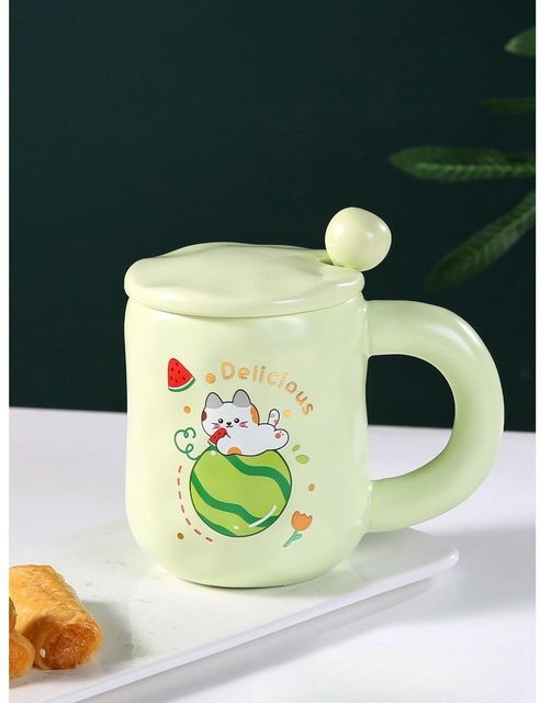 Kreative Keramiktasse mit Cartoon-Obst-Design von Yiran Furniture in Grün, 420 ml - Bild 1