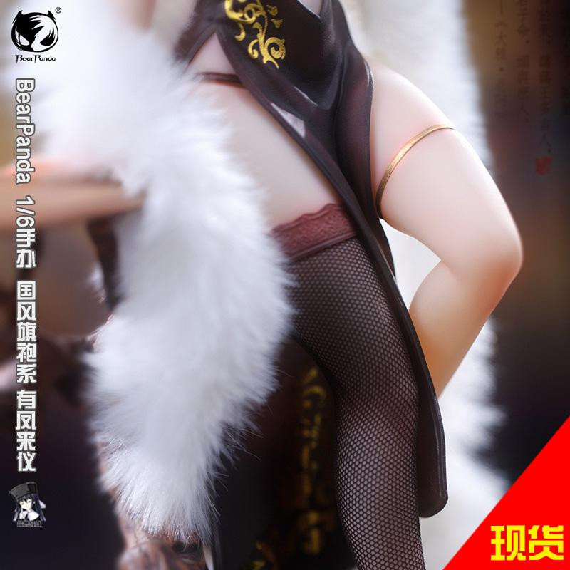 Yiran toy 1 Anime-Figur im Maßstab 1/6 Chinesischer Cheongsam Phoenix-Design mit Fischernetzkniestrümpfen und Pelzschal - Bild 2