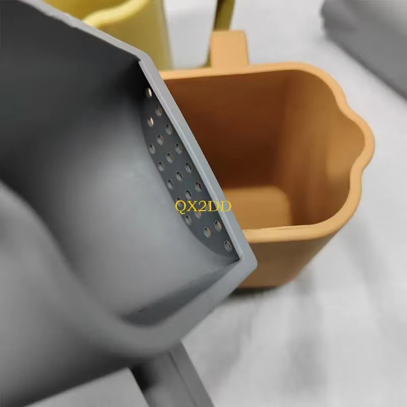QX2D Spülbecher für Kleinkinder mit rutschfestem Griff und Augenwasserfluss in Grau - Bild 2