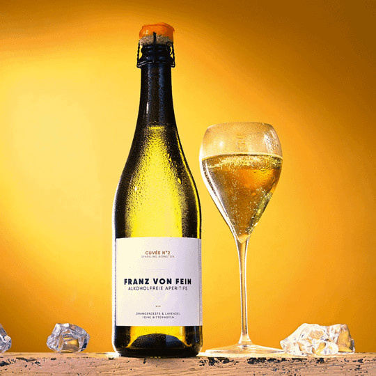 Franz von Fein Alkoholfreier Aperitif Cuvée No. 2 Sparkling Blanc Bio 0,75 l - Bild 1