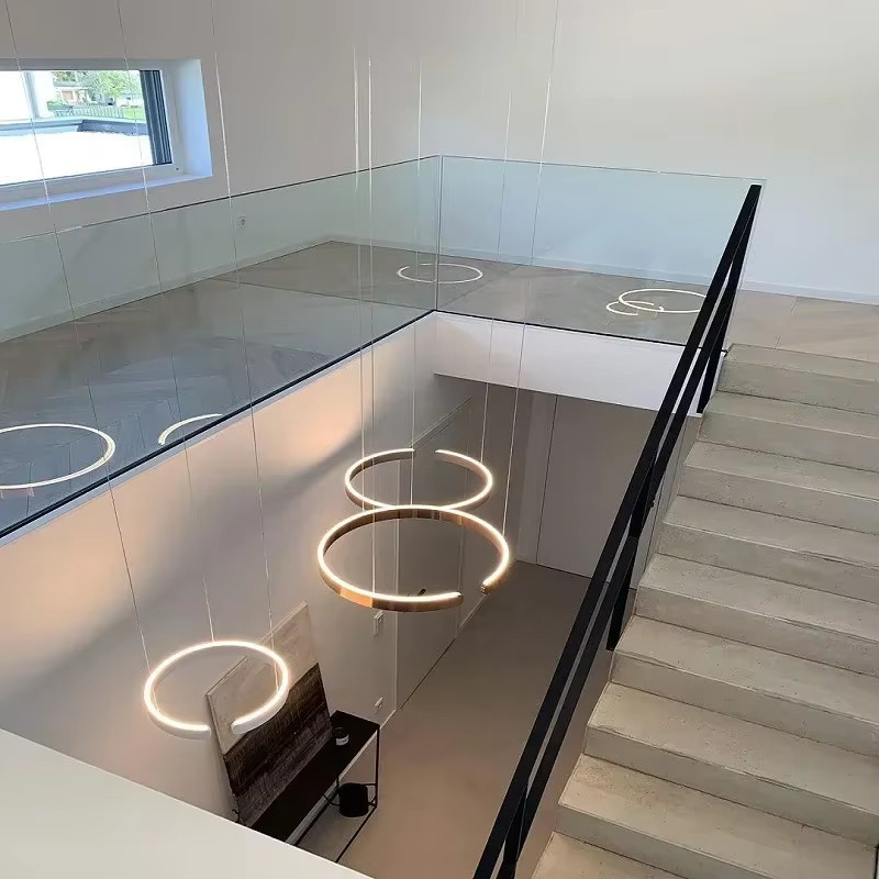 ZIMULONG Minimalistischer Deckenleuchter mit Kreisringen aus Metall in Gold/Messing für Wohnzimmer und Treppenhäuser - Bild 3
