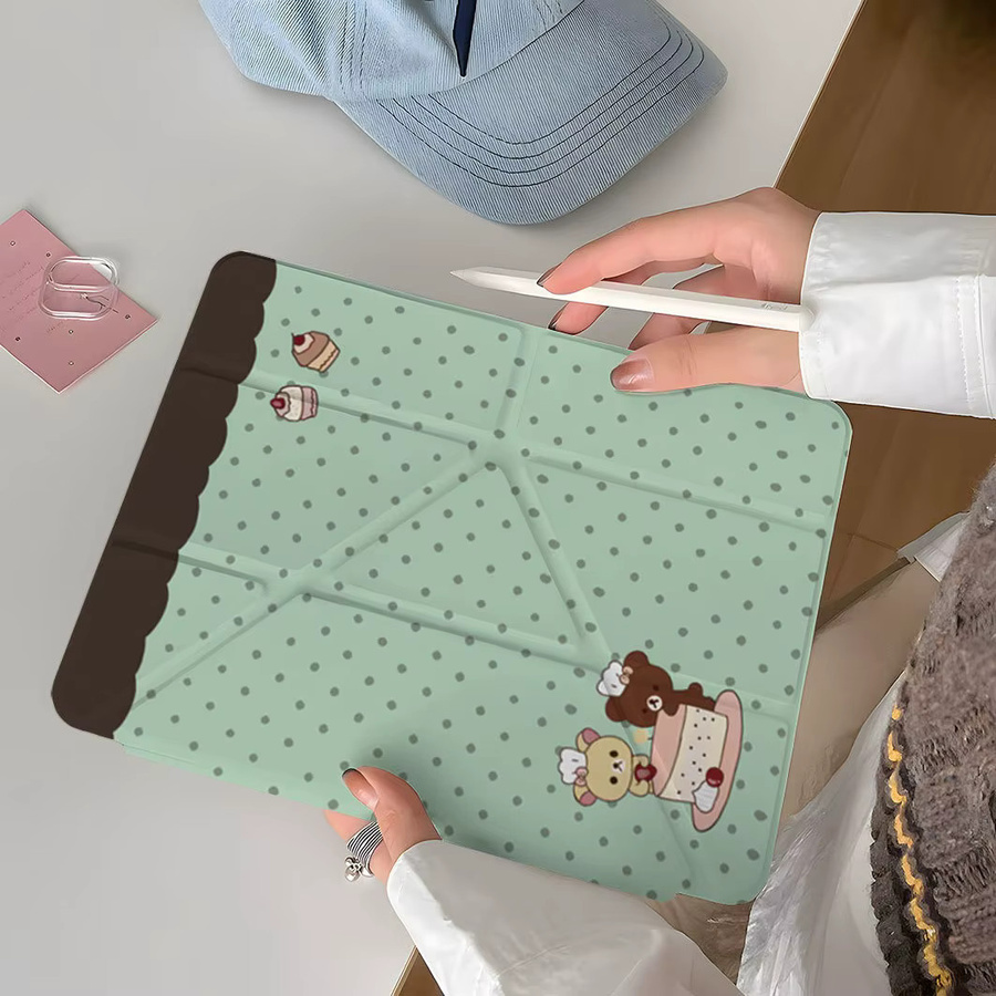 HAPPILAI iPad Schutzhülle mit Bären-Design und Stift- sowie Tablet-Halterung in Grün - Bild 2