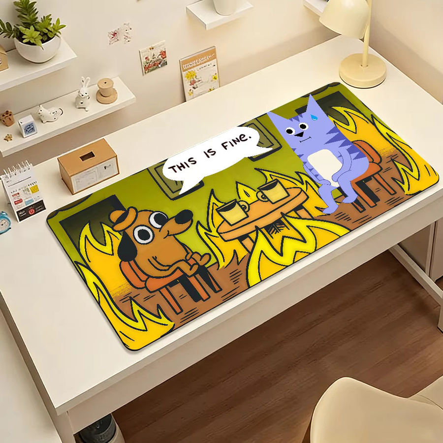 Großes Mauspad This Is Fine Dog in Multicolour, rutschfeste Schreibtischunterlage aus Gummi für PC und Laptop - Bild 5