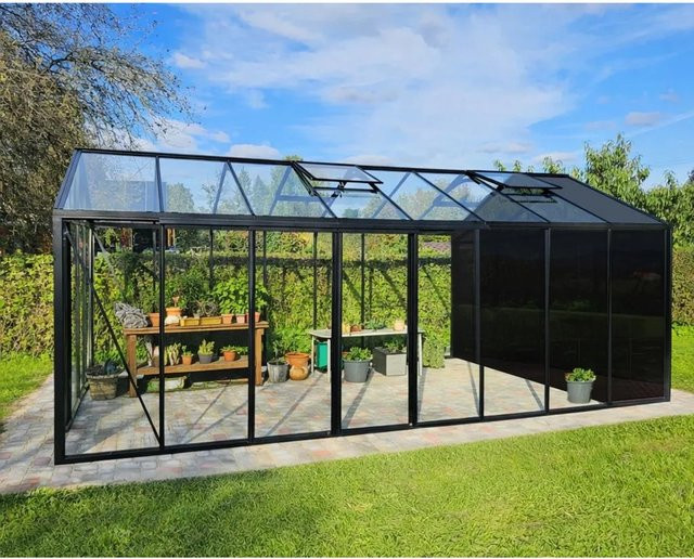 Bloomcabin Gewächshaus Klassik mit integriertem Stauraum und Sicherheitsglas in Schwarz - Bild 1