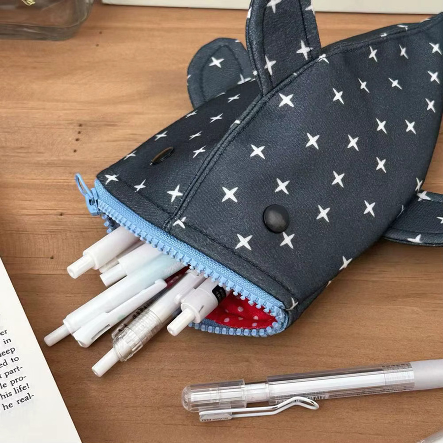 Fun Shark Federmäppchen aus Segeltuch in Blau mit Reißverschluss für Büro und Studium - Bild 4