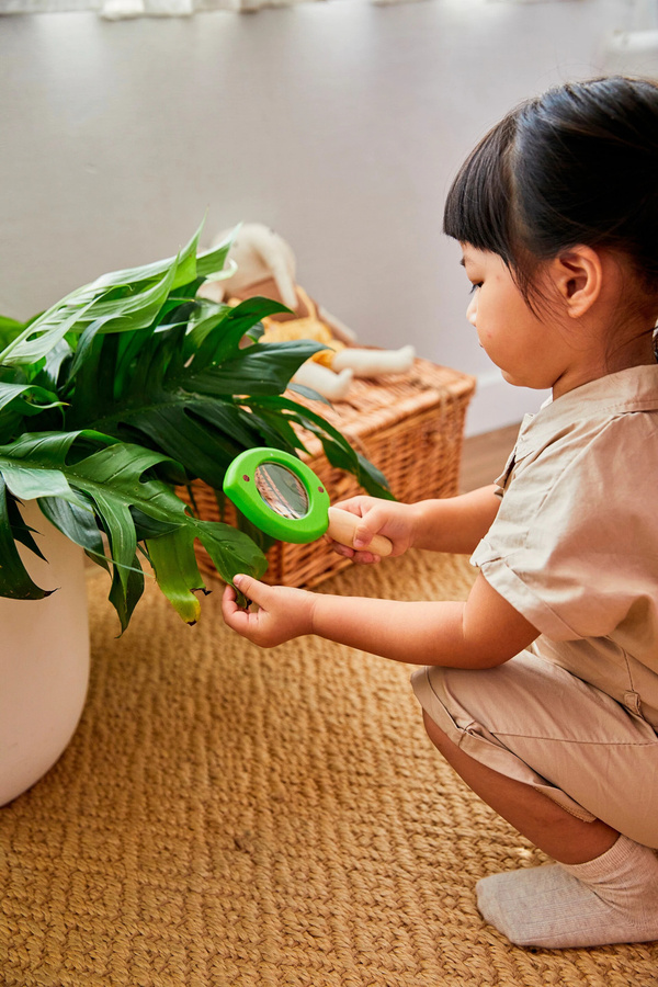 Plantoys Lupe Blatt, ab 1,5 Jahre - Bild 2