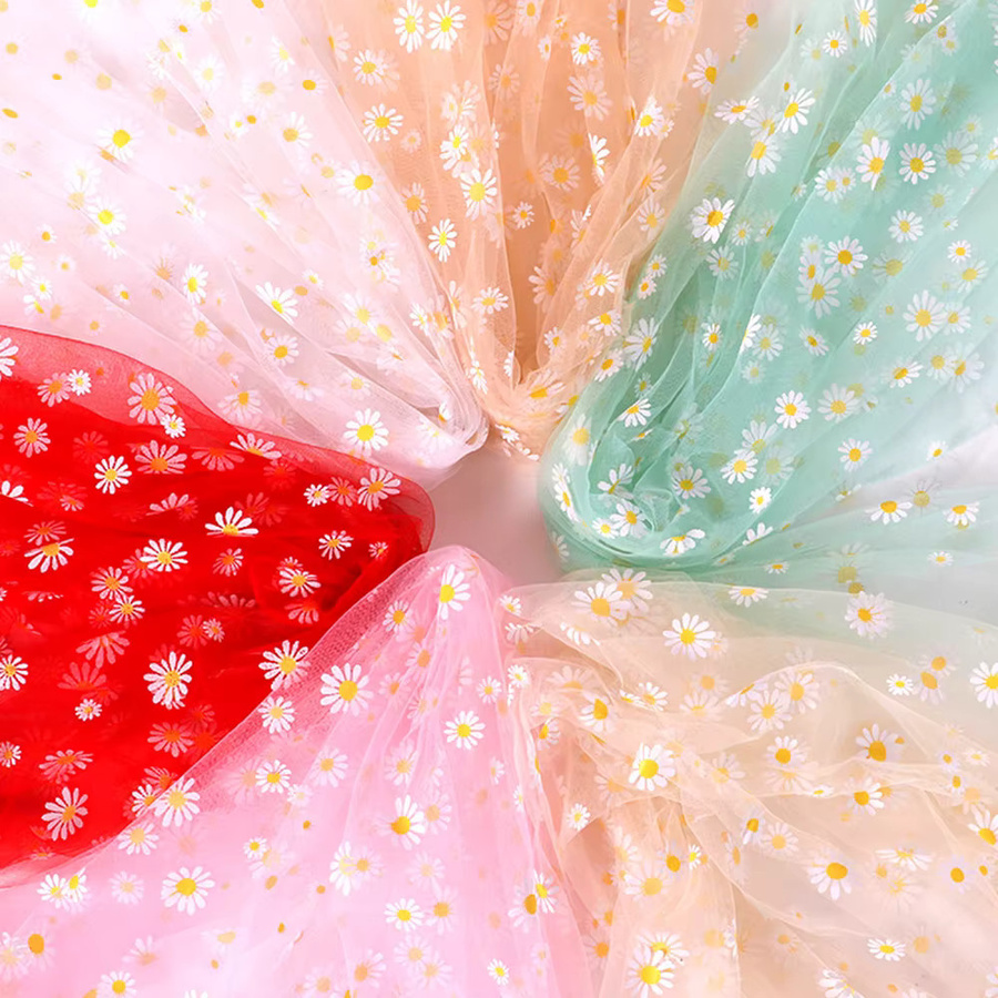Findohope Gänseblümchen Tüll-Mesh-Stoff in Rot und Mehrfarbig, Breite: 90 cm, Länge: 150 cm - Bild 1