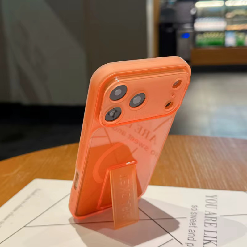 SUNWARD Transparente TPU Stoßfeste Handyhülle für iPhone mit Objektivschutzfolie und Standfunktion - Bild 2