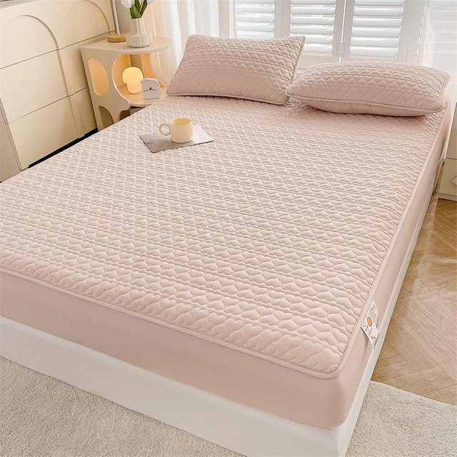 Wasserdichtes gestepptes Spannbettlaken aus Baumwolle in Pink, 3-teiliges Set von Your Warm Home, B/T/H: 90 x 200 x 30 cm - Bild 1