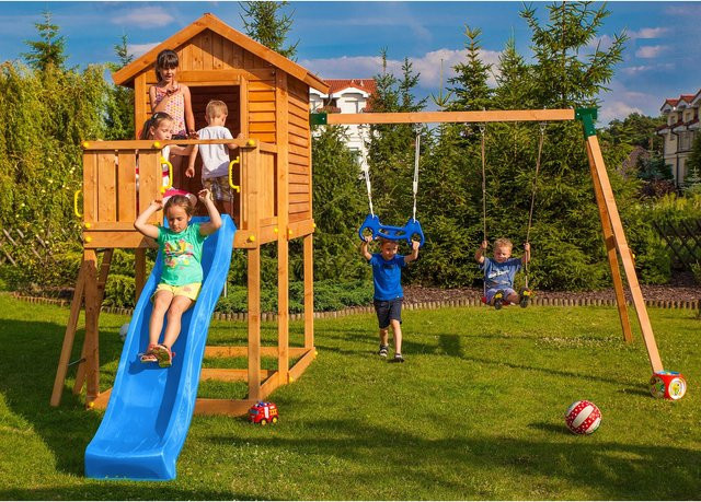 Fungoo Spielturm My House Move+ in Teak mit Rutsche, Doppelschaukel und Haus mit Holzdach - Bild 3