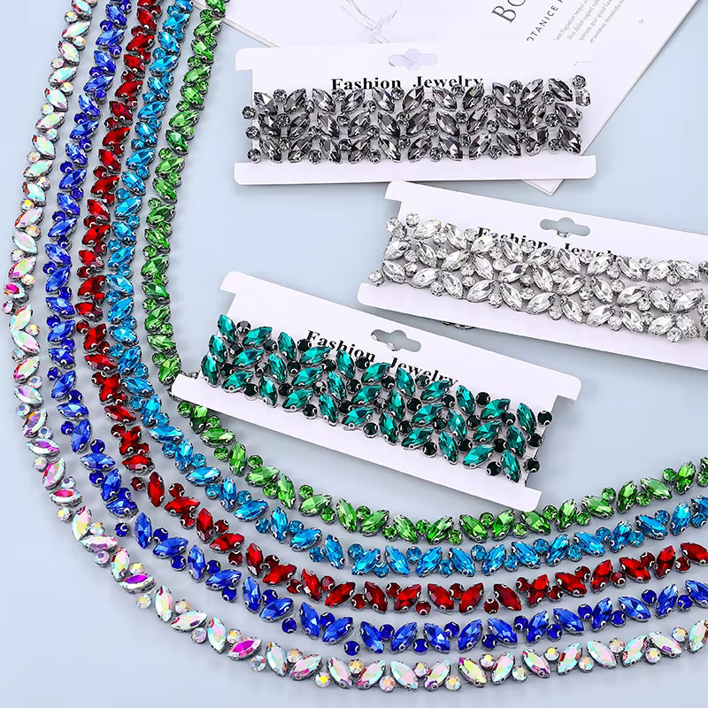 QIAO Kristall-Strassbesatz zum Aufbügeln in 8 Farben, 1 Yard glänzendes Strassband für DIY-Reparaturen an Kleidung, Schuhen und Taschen, Multicolor/Transparent - Bild 2