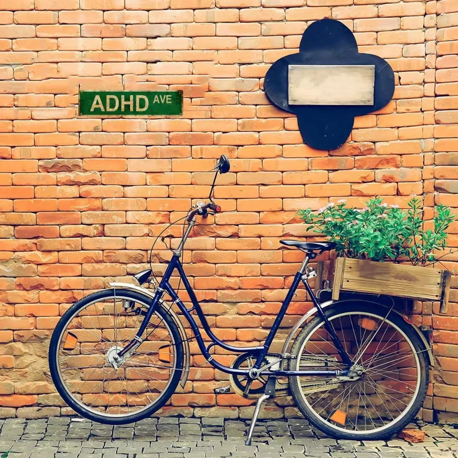 HELLOYOUNG Metall Wandbehang ADHD Ave Humorvolles Schild, B/H: 40 x 10 cm - Bild 2