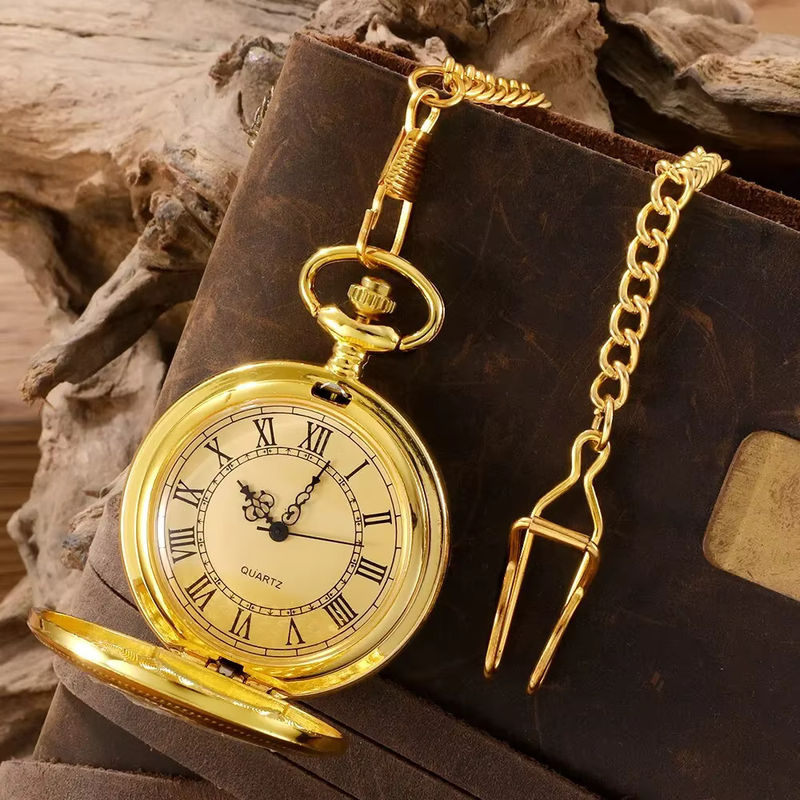 RUNERR Vintage Quarz-Taschenuhr im Steampunk-Design für Damen und Herren, Gold, Metall, Rund mit floralem Muster - Bild 5