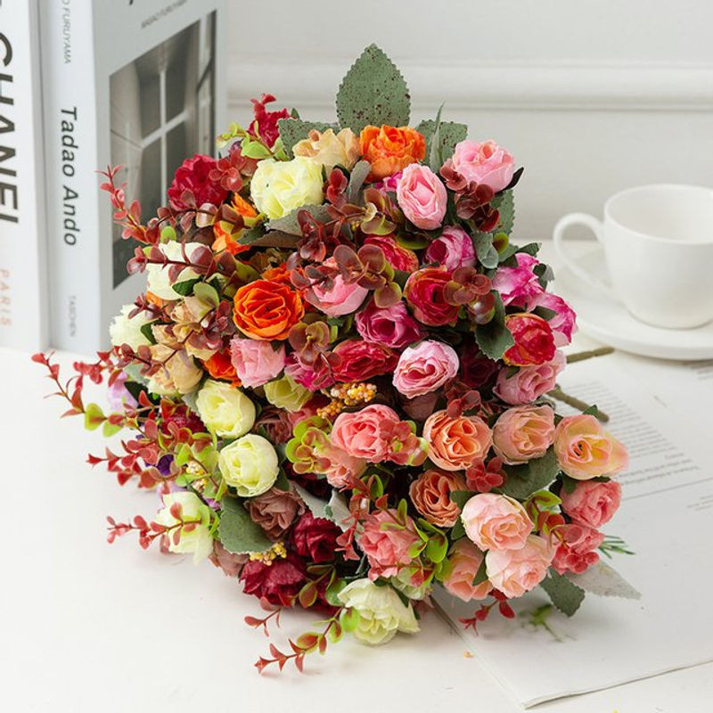 Künstliche Rosen-Seidenblumen von youyouhuan in Rot und Mehrfarbig als Blumenstrauß für Hochzeiten und Tischdekoration - Bild 1