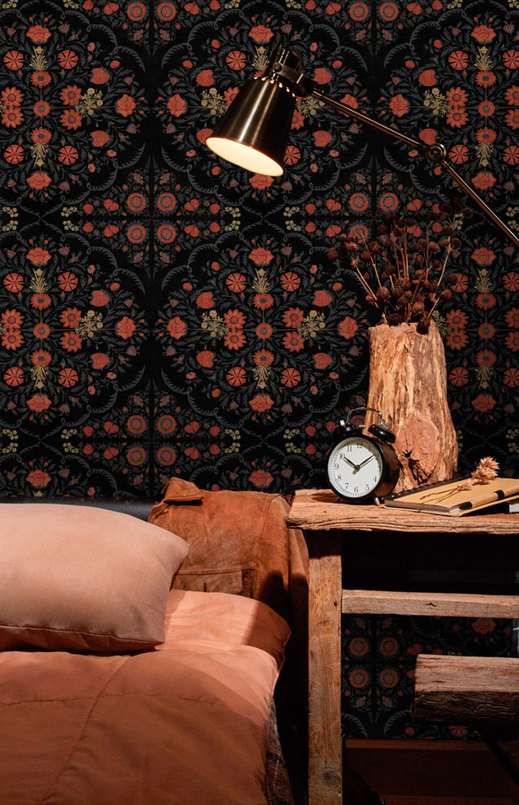 MINDTHEGAP Wandtattoo Hindu Bloom Mural in Schwarz, Rot und Multicolour mit floralem und ethnischem Design - Bild 1
