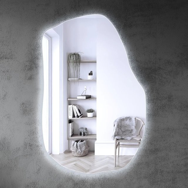 Wallfluent LED Spiegel in organischer Form mit Kaltweiß 6500K Beleuchtung für Badezimmer und Flur, B: 45,5 cm, H: 70 cm - Bild 1