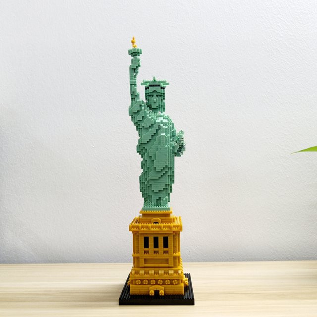 Doubuilt Freiheitsstatue Bausteinmodell multicolour - Bild 1