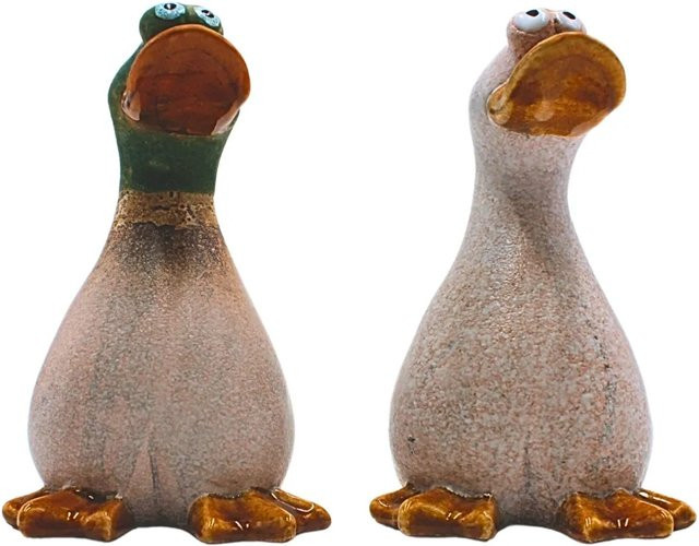 Dekohelden24 2er Set Dekofiguren Enten aus Steingut in Braun, B/T/H: 9 x 10 x 15 cm - Bild 1
