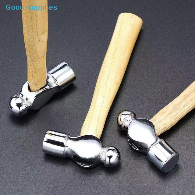 nimbleMini Multifunktions-Minihammer aus Holz mit silbernem Rundkopf für Walnüsse und als Auto-Notfallwerkzeug - Bild 1