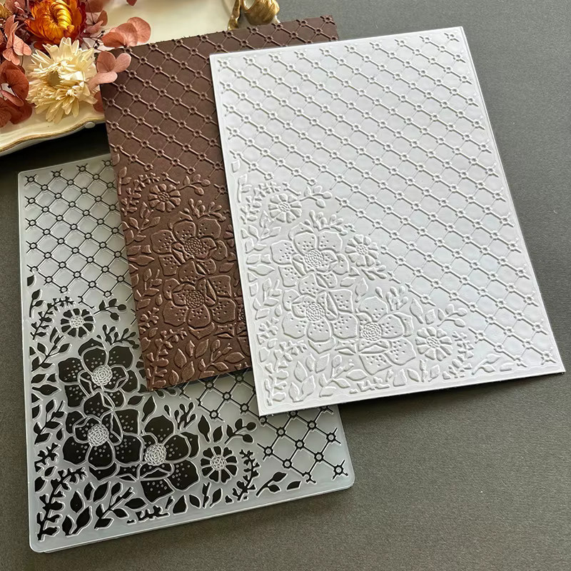 Bastelset mit Muster- und Gittermuster-Schablonen aus Kunststoff für DIY-Sammelalben und Textur-Hintergründe - Bild 2