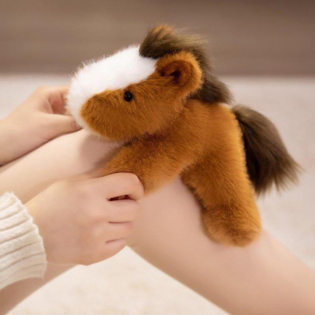 Taschenschatz liegende Tierpuppe, kleine gelbe Ente, 18cm, braun - Bild 1