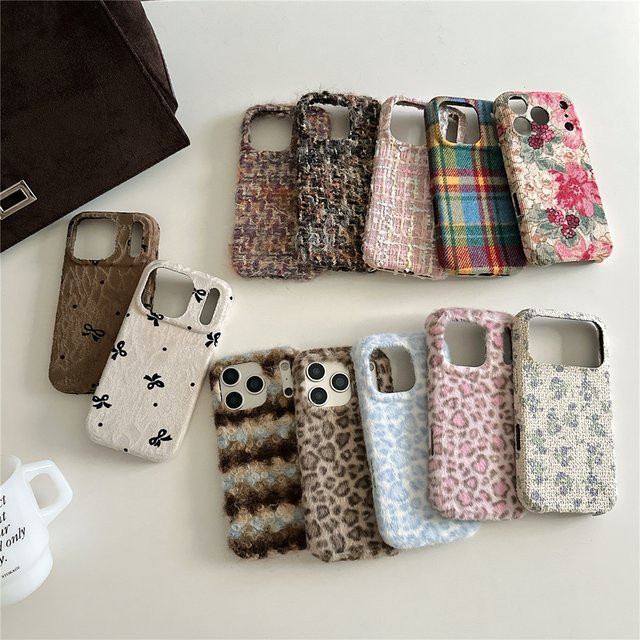 Plüsch Handyhülle mit Stickmuster für Apple iPhone 17 16 15 14 13 Pro Max Plus, Multicolor - Bild 1