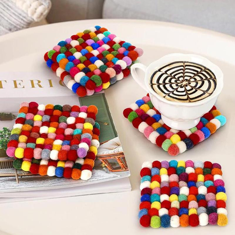 Bunte runde Filzkugel-Untersetzer aus Wollfilz von Mommy Baby, Set aus handgemachten Tassenunterlagen, Multicolor - Bild 4