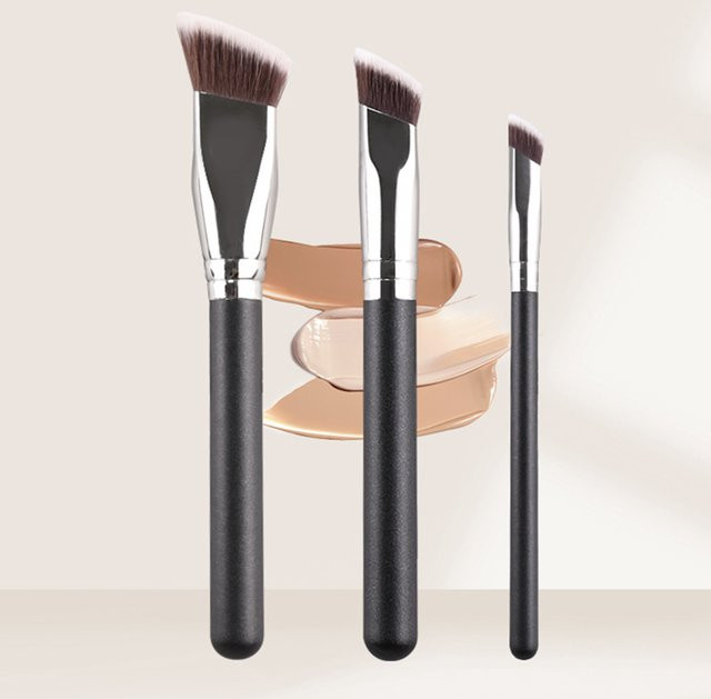 RANCAI Make-up-Pinsel, abgewinkelt - Bild 1