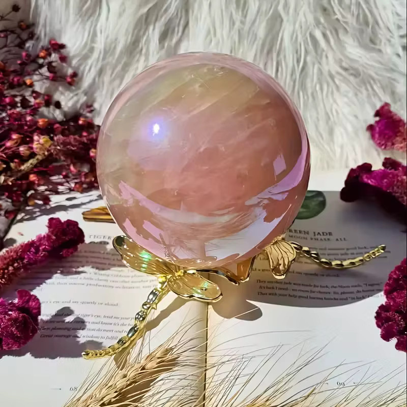 Rosa Rosenquarzkugel von CrystalHola in Pink als dekorativer Kristallstein für den Tisch - Bild 2