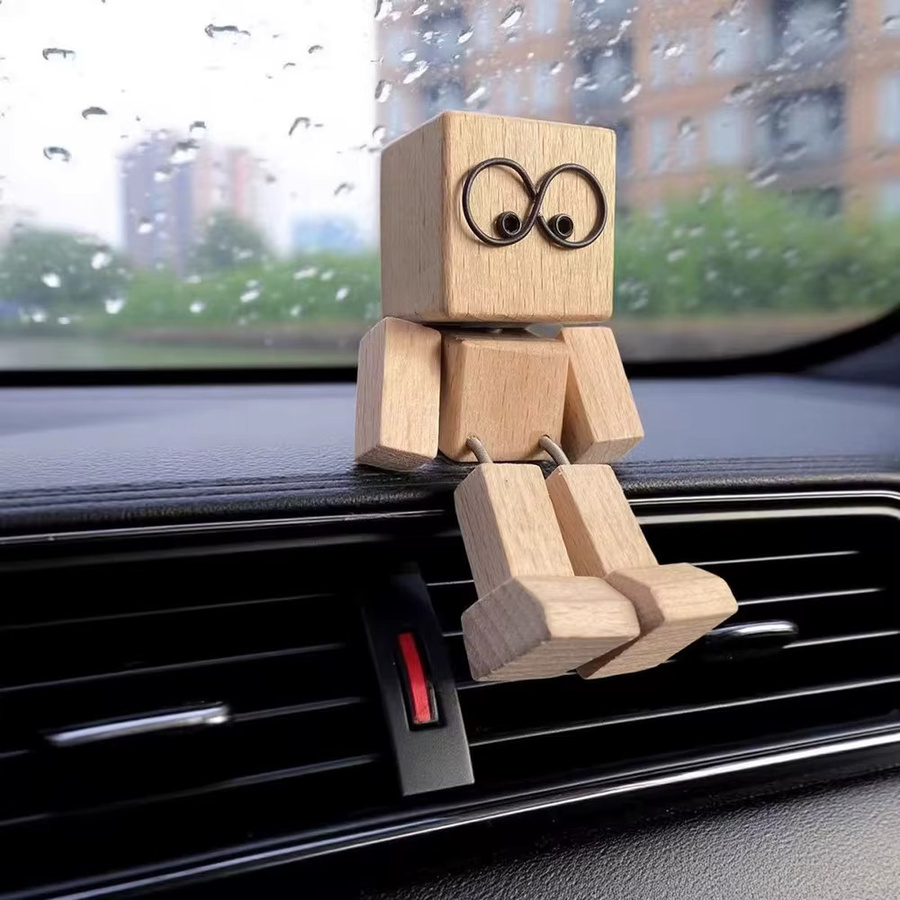Handgefertigte Holzmann-Figur von YESPLEASE als Wackelkopf-Puppe mit beweglichen Füßen für das Auto-Armaturenbrett oder als Desktop-Dekoration aus Holz - Bild 2