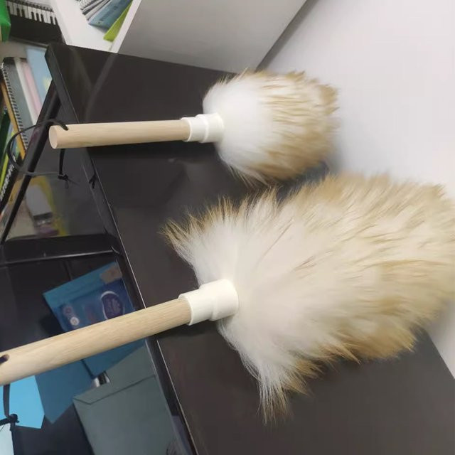 EH-LIFE Staubwedel aus natürlichen Hühnerfedern in Weiß und Beige, Anti-statisch für Möbel und Auto - Bild 1