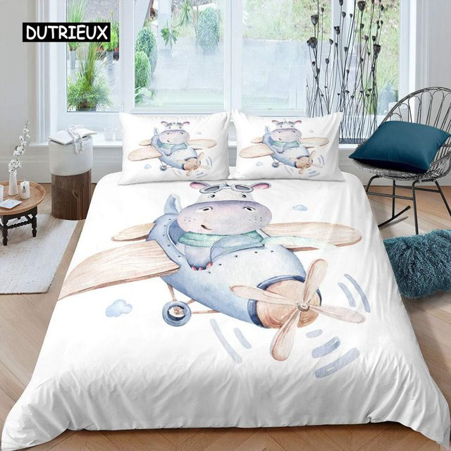 Bettbezug-Set mit Nilpferd-Motiv und rosa Blumen für Kinder von Binchi Outdoor Product, Farbe Rosa-Weiß, Material Polyester-Mikrofaser, B/H: 200 x 230 cm - Bild 1