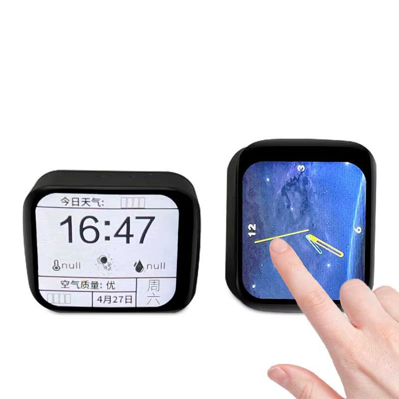 Spotpear BatBOX ESP32 C3 Astronautenuhr mit 1,69 Zoll LCD TouchScreen in Schwarz - Bild 3
