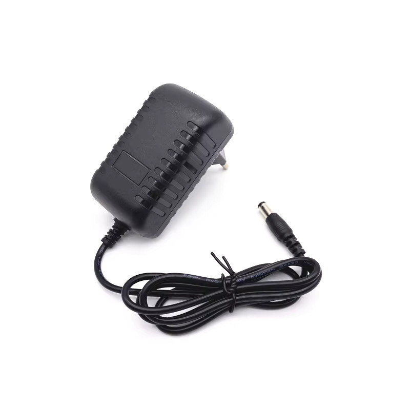 Universal Netzteil AC 110-240V zu DC 5V 6V 9V 12V 15V 18V in Schwarz für LED-Lichtleisten und CCTV - Bild 2