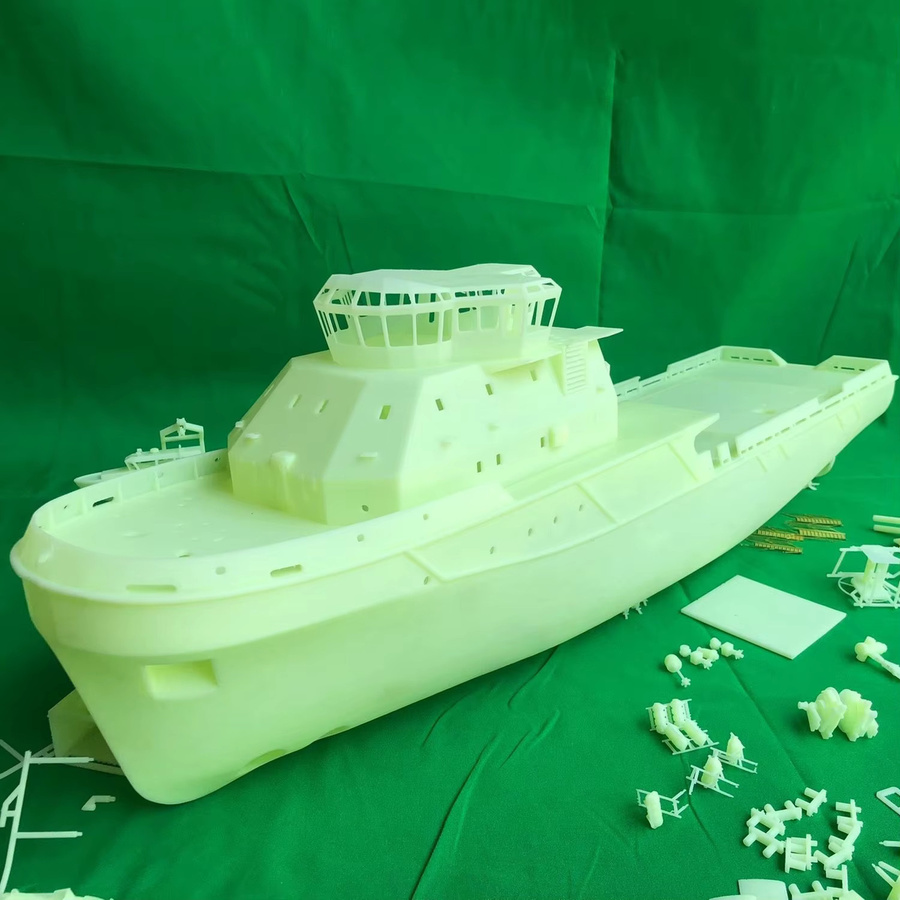 AT 99 MODEL Uzmar Rampage 6000, RC-Schiff, 1/100 Maßstab, ferngesteuert - Bild 1