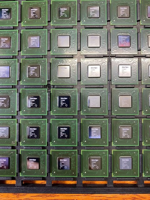 RONGXINYUAN TCC8803-0AX BGA Chip in Schwarz - Bild 1