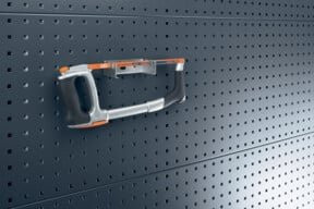 Bott Sägenhalter mit 3 Aufnahmen für Lochplatten B: 12,5 cm, T: 7,0 cm, H: 3,8 cm - Bild 1