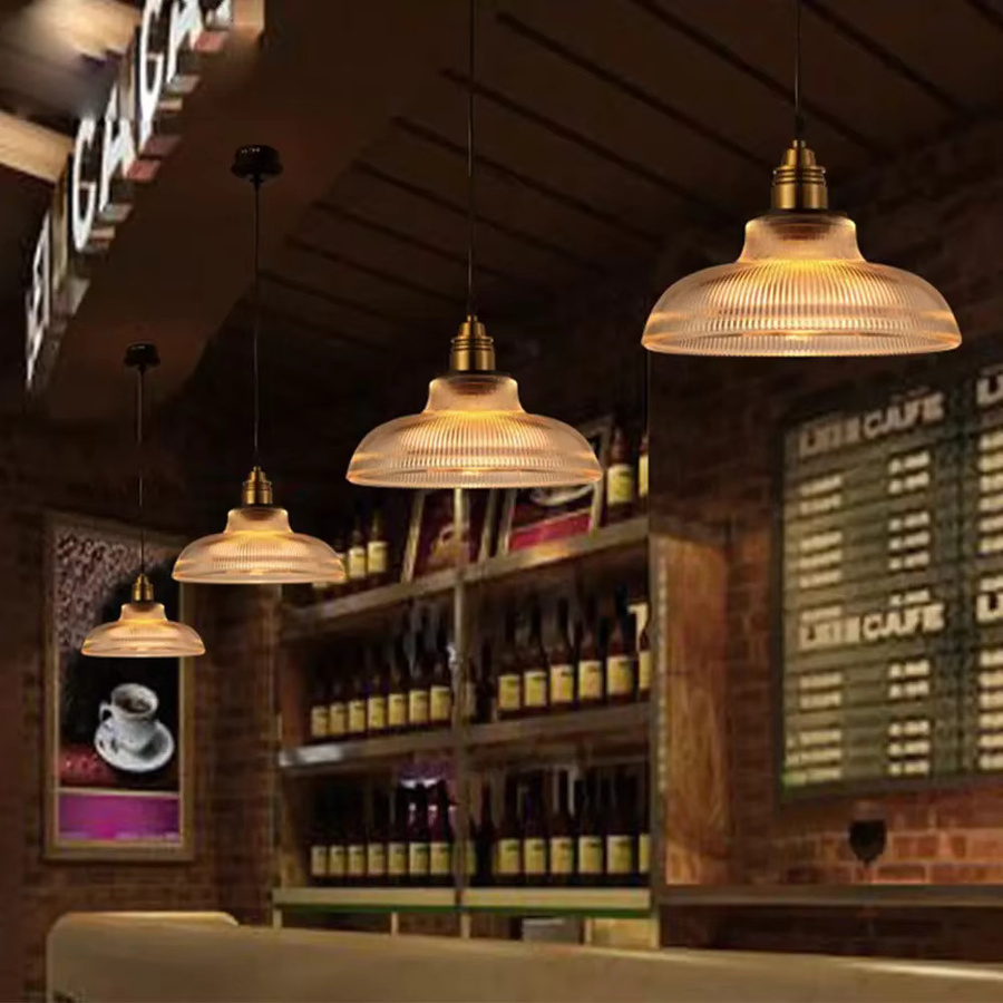 DARHYN Vintage Pendelleuchte aus Glas in Gold/Messing mit transparentem Streifen-Design für Wohnzimmer und Restaurant, E27 LED-Fassung - Bild 2