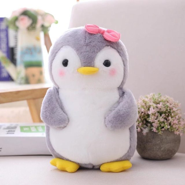Kawaii Flauschiger Pinguin Plüschtier mit Fliege & Frucht-Akzenten, 25cm, ab 14 Jahren - Bild 1