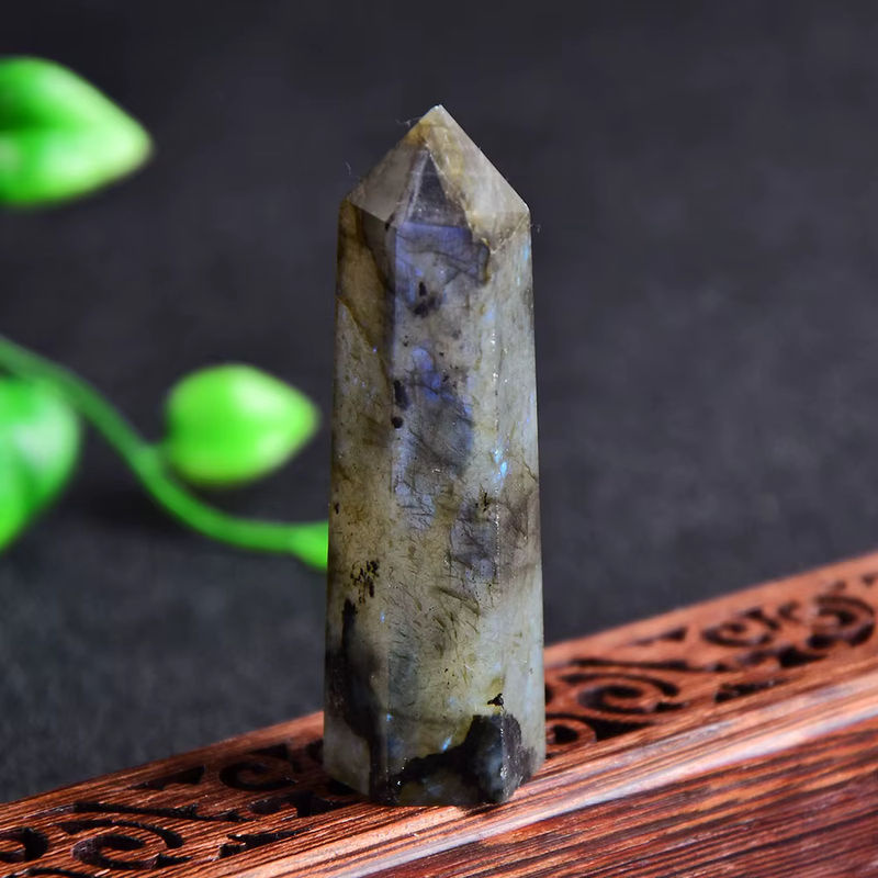 RYCRYSTAL Labradorit Quarz Obelisk in Blau, sechseckiges Prisma als Heilstein für DIY-Projekte und Dekoration, Höhe: 5-8 cm - Bild 2