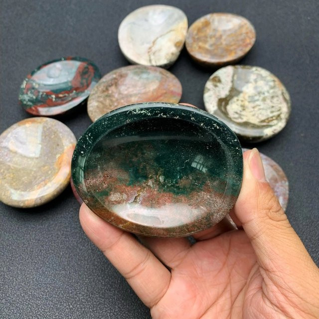 CrystalHola Dekoschale aus Ozeanjaspis-Kristall in Mehrfarbig - Bild 1