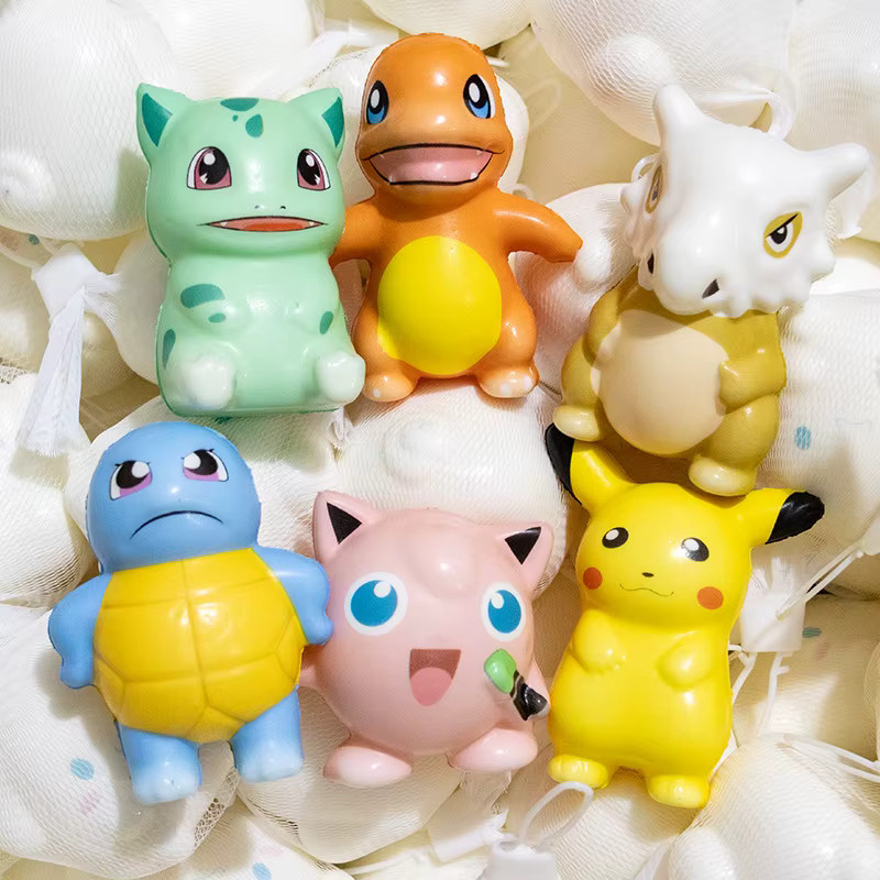 Bandai Pokémon Charmander Squishy Figuren, 4-teiliges Set, Silikon, Bunt / Mehrfarbig - Bild 1
