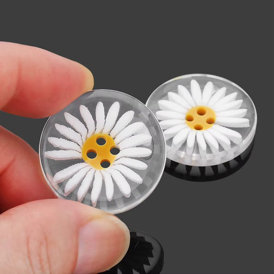 10 Stück Resin Buttons Daisy Bastelknöpfe für DIY-Projekte und Kleidung in Weiß und Transparent, Durchmesser: 11,5-25 mm - Bild 3