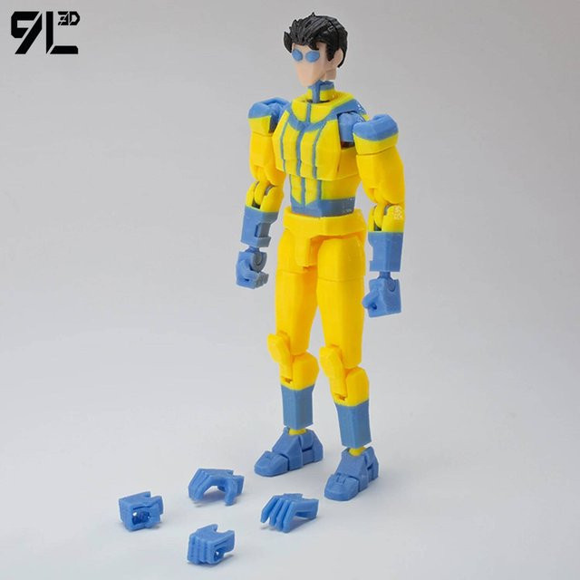 Mark Grayson Actionfigur, Invincible, ab 14 Jahren - Bild 1