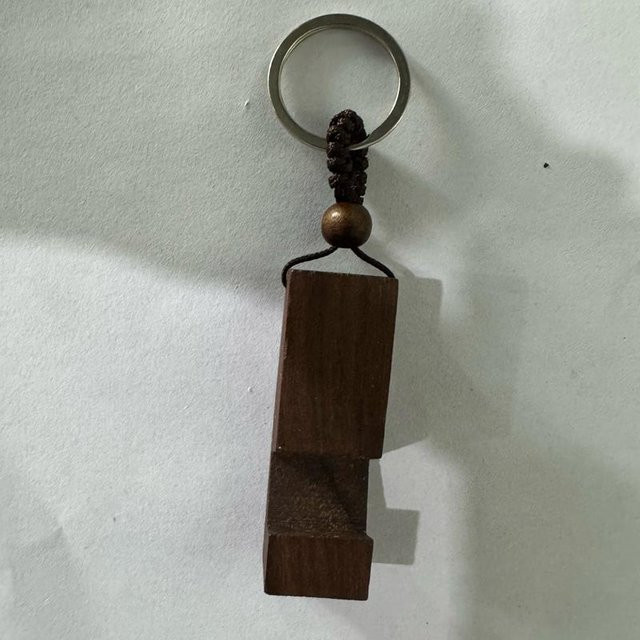 Schlüsselanhänger Holz, Handy Ständer, gray, Unisex - Bild 1