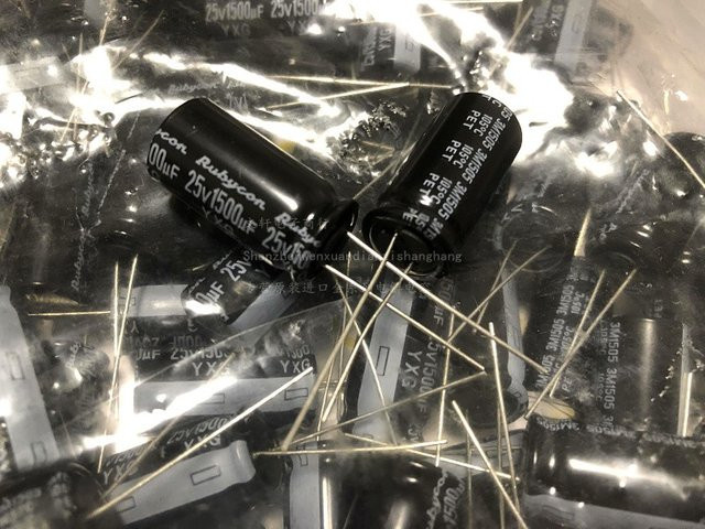 10 Stück Rubycon Elektrolytkondensatoren 1500µF 25V B/D: 12,5 x 25 mm Hochfrequenz mit niedrigem Widerstand - Bild 1