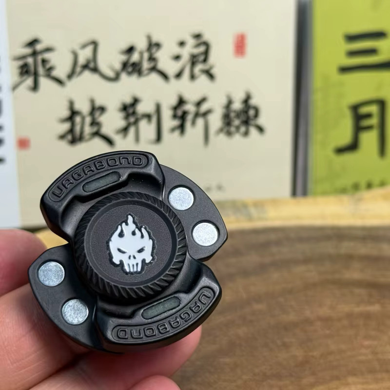 YIJOO EDC Mini Open Armor Metall-Fidget-Spinner - Bild 4