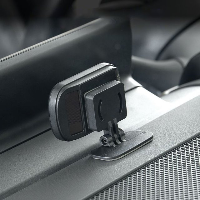 CHYIEER Universelle selbstklebende Halterung für das Armaturenbrett in Schwarz für GPS-Tracker, Dashcam oder Maut-Transponder - Bild 1